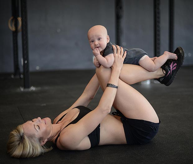 mère célibataire à la gym